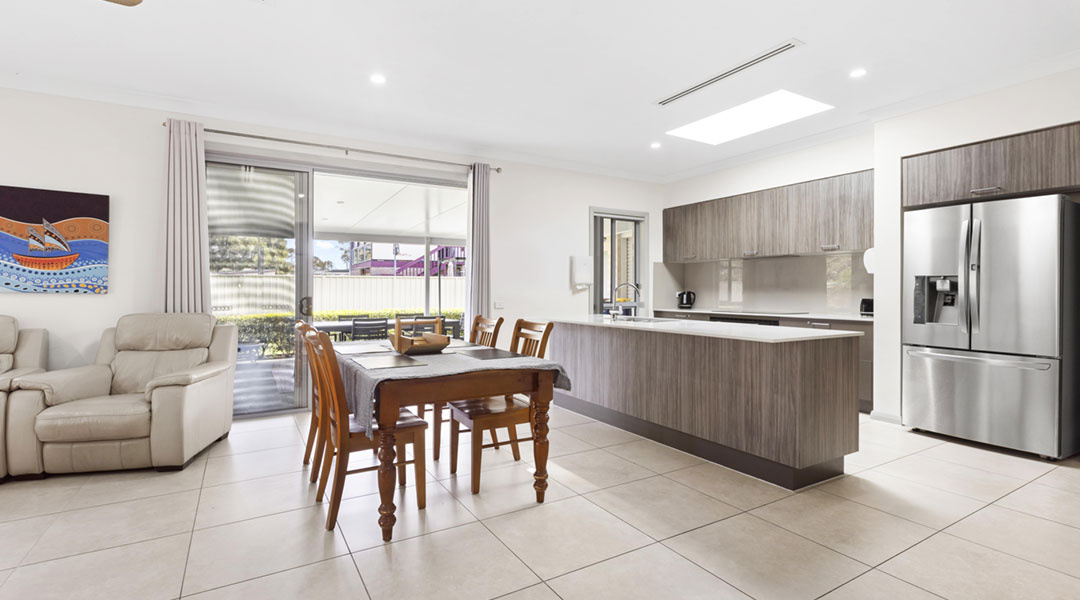 Sunnyfield Blue House - Kitchen
