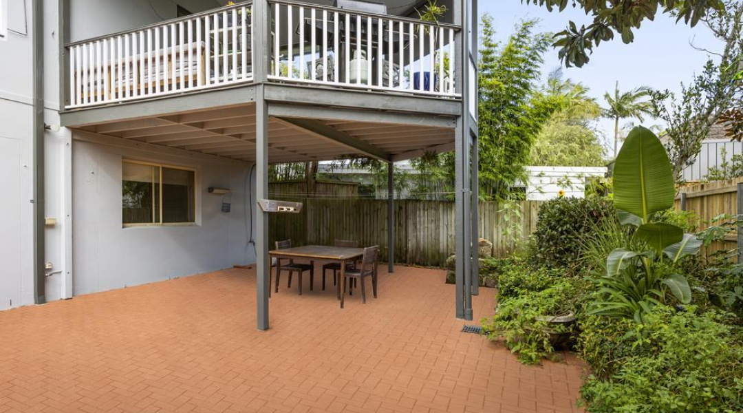 Freshwater, NSW 2096, 6 Bedrooms Bedrooms, ,2 BathroomsBathrooms,House,For Rent,Freshwater House,1014