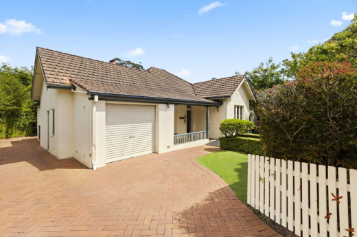 Gordon, NSW 2072, 4 Bedrooms Bedrooms, ,2 BathroomsBathrooms,House,For Rent,Sunnyside House,1038