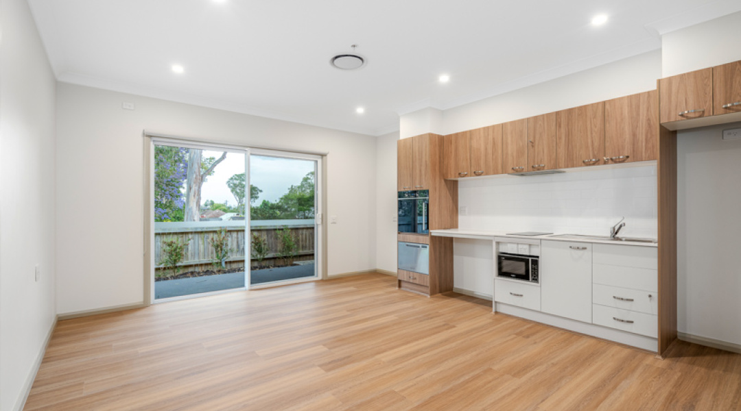 Pendle Hill, NSW 2145, 5 Bedrooms Bedrooms, ,5 BathroomsBathrooms,House,For Rent,Penguin House,1053