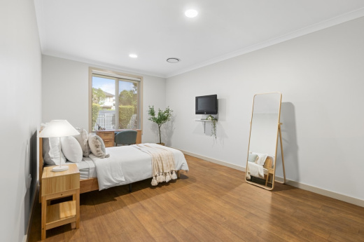 Blacktown, NSW 2146, 5 Bedrooms Bedrooms, ,1 BathroomBathrooms,House,For Rent,Valeria Houe,1075